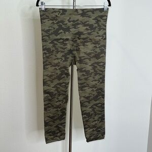 SPANX Camo High Waist Crop Leggings